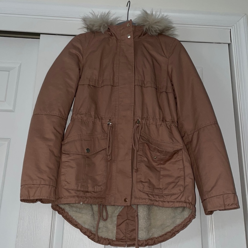 winter coat size small sherpa lined & fur hood